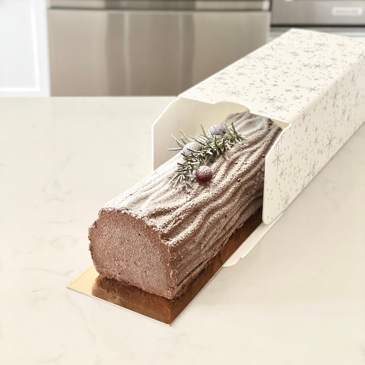 PEPPERMINT CHOCOLATE BUCHE DE NOEL