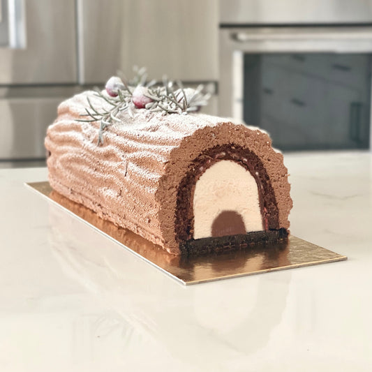 PEPPERMINT CHOCOLATE BUCHE DE NOEL